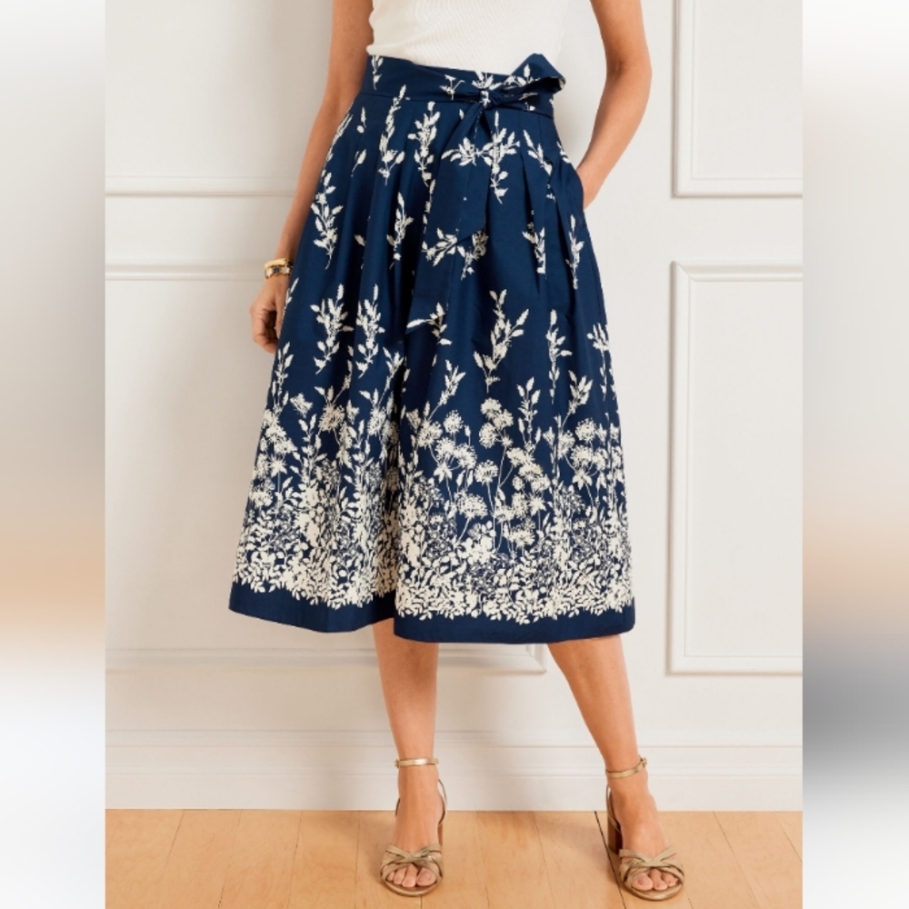 Talbots The Piper Pleated Patio Skirt Falling Florals Butterflies 16P